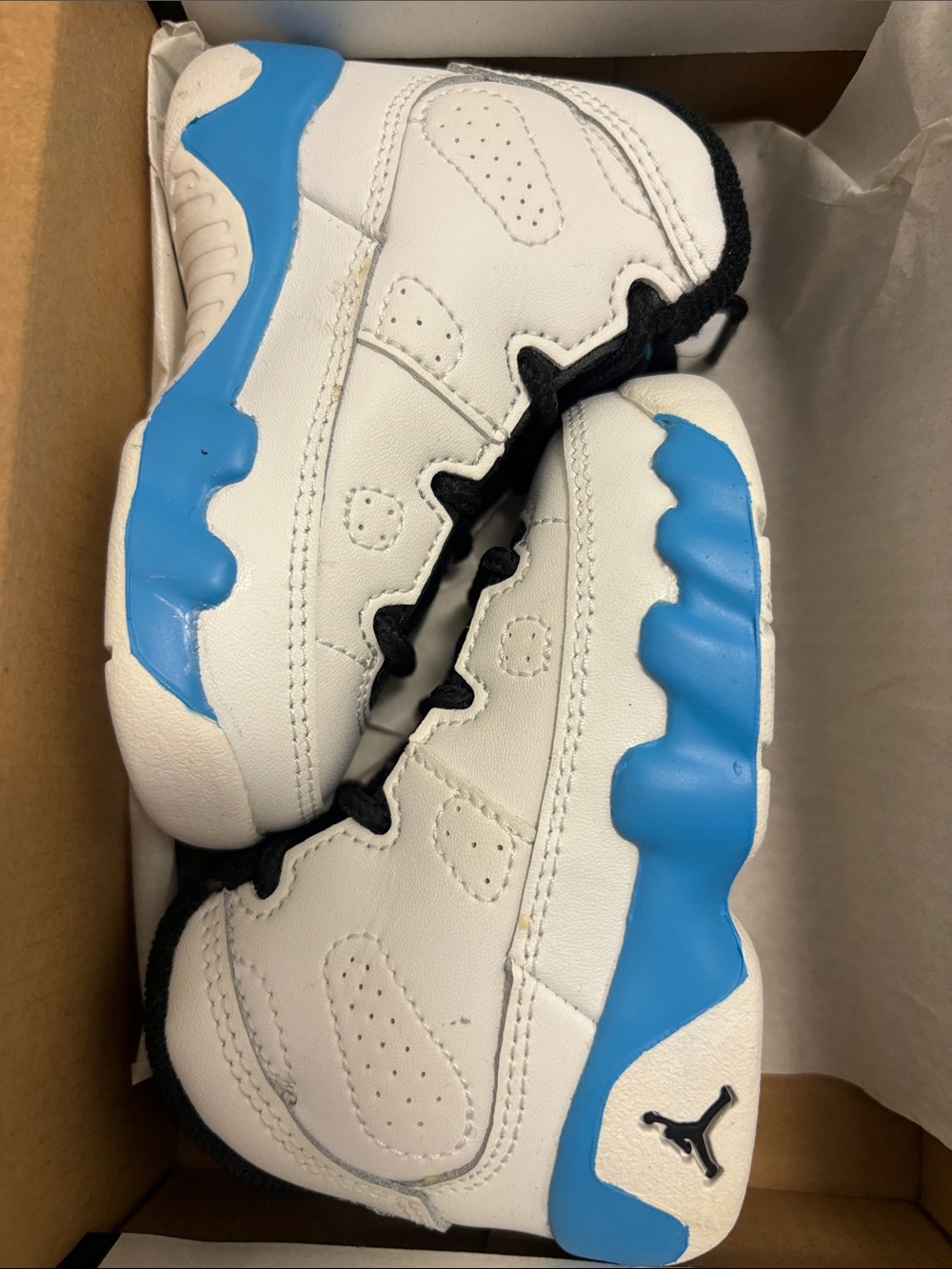 Jordan Kids White and Blue Low-Top Sneakers